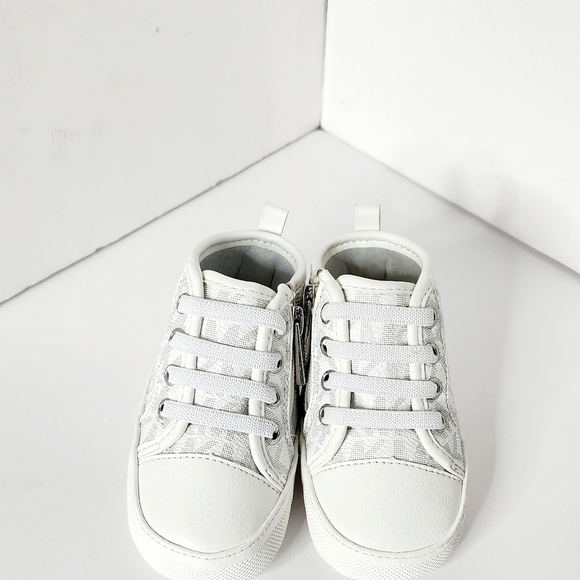 MICHAEL MICHAEL KORS Baby Split Logo Repeat High Top Sneaker Crib Shoes Size 2 - Picture 8 of 9